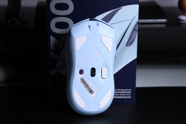 【中小手必备游戏神器】雷柏V300W双模无线RGB游戏鼠标开箱评测！