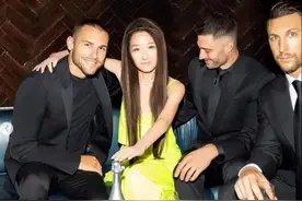“亿万富婆”王薇薇：73岁看起来像23岁，年过七旬身边追求者不断图片