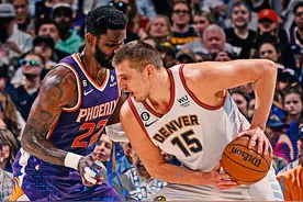 一波12-2的反击！太阳半场落后3分！布克19，KD13+7！约基奇10分图片