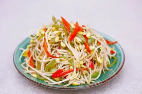 不起眼的豆芽，好处竟然这么多！学会新的豆芽吃法，醒脾利湿图片