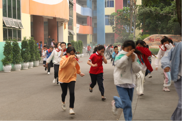 四川省民生研究会新媒体中心-官网