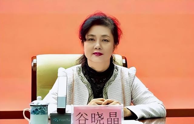海南电台“女虎”谷晓晶，真不是一般的“好色”！