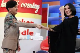 黄子佼曝萧煌奇不是盲人，曾晒出过开车画面，萧煌奇发文辟谣图片