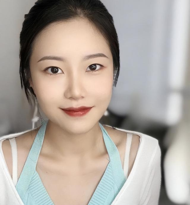 什么脸型适合什么眉毛图片 - 冷求网