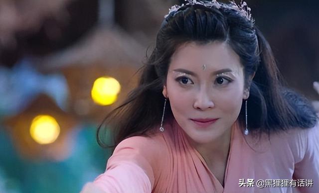 ​为何让天帝和水神一生偏爱梓芬？原来是步步生莲的狐媚妖术