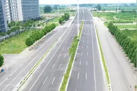 每天营收15亿元的高速公路，却持续8年亏损？钱都去哪里了？图片