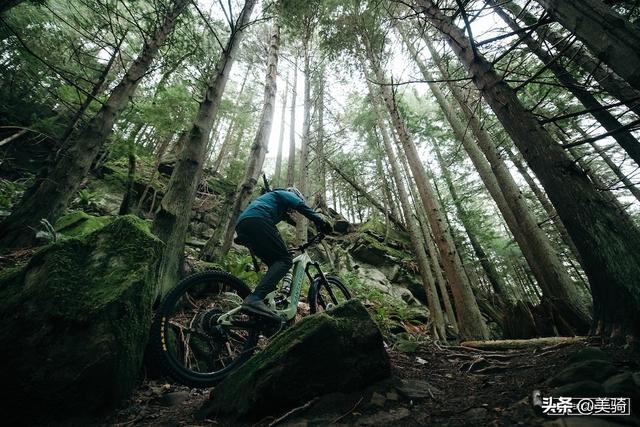 混合轮径 加大电池 Santa Cruz Heckler MX电助力山地车测评