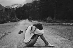 一个人带娃的心酸图片