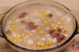 东北人爱不释手的大碴粥，软烂粘稠又营养，天冷来一碗全身都舒服图片