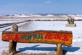 蓝天、绿草、白桦林，内蒙古室韦，额尔纳河右岸的童话小村图片