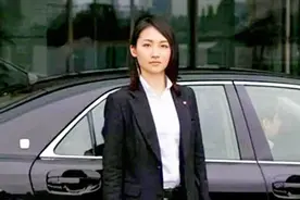 安倍贴身女保镖：23岁起保卫首相，杀人0.2秒，空手打败10名壮汉图片