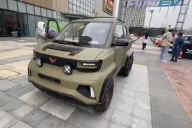 6轮6驱五菱宏光MINI亮相，坦克调头+硬派四驱图片