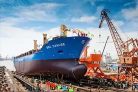 体型不输福建舰！长兴岛11艘8万吨大船同时开工，每艘高达2亿美金图片