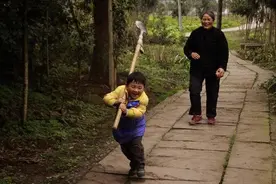 婆婆要看孩子，我直接回绝了，不经他人苦莫劝他人善图片