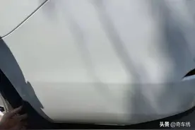 同样是喷漆修复为什么有的要价一百有的要三百差距在哪里？图片