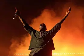 因为一句话，美国顶流明星侃爷遭封杀，这次真的凉了？图片