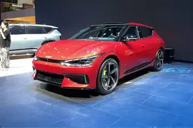 新车｜28.28万元起，起亚EV6正式上市，原装进口/最高续航671公里图片