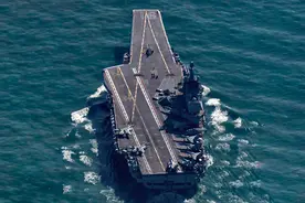 航母山东舰启航，B1B核轰又抵近，美军不淡定，说明解放军做对了图片