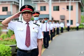 好司机杨勇与列车长最后的对答，让人泪目……图片