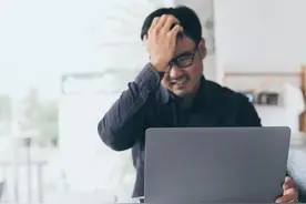 中年是男人的至暗时刻图片