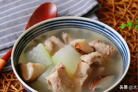 炖排骨汤，牢记“3做3不做”，出锅肉嫩汤鲜，脱骨入味，好吃不腥图片