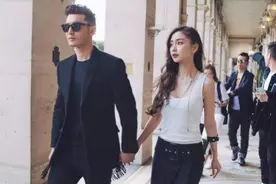 Baby离婚后成最大赢家！结婚7年大逆袭，今年登北京春晚美到开挂图片