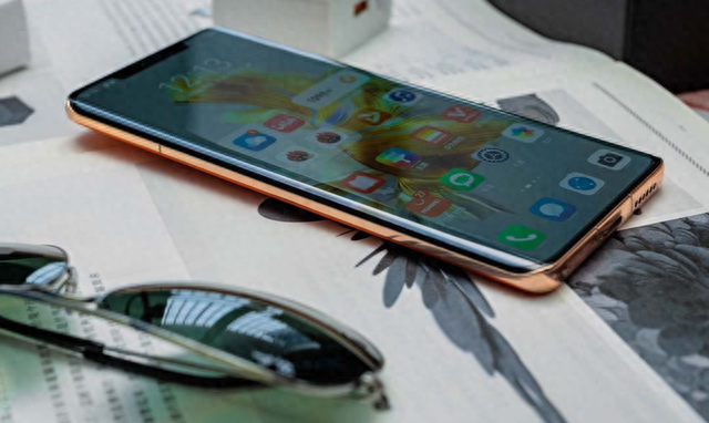 华为手机报价(华为折叠手机2023新款价格)