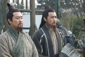 诸葛亮出山时，水镜先生只说了八个字，便揭示了他的最终结局图片