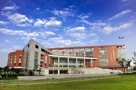 中国药科大学招聘保安，没事业编制，要求硕士研究生学历，能值班图片