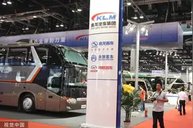 金龙汽车销量降逾22%产能利用率仅45% 7年5换掌门难扭颓势半年预亏2.2亿图片