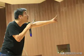 人生关键分水岭到来之际，聊一聊被舆论漩涡包围的张雪峰是非对错图片