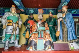 原创七言诗· 百折不挠图片