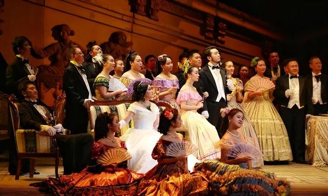 ����ά��������ʦ���ı��������������ƽ���ܣ�����еľ������