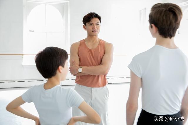 ���У���ʫ����268�ꡰ׿����Ⱥ���ļ��