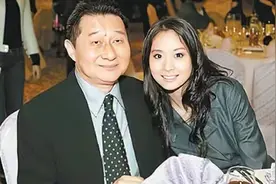 台湾大佬豢养某女星近十年，妻子母亲曾是自己初中同学图片
