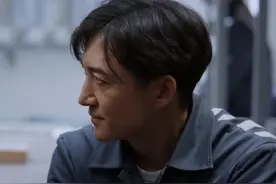 本以为是烂剧，开播就夺收视第一，赵宝刚又把谍战剧拍成了爆款图片