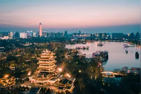 来济南旅游的上海姑娘夸奖济南：来了就不想走，济南人温文尔雅图片
