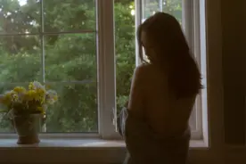 提前结束出差回家，我想给老公一个惊喜，却没有通知他图片