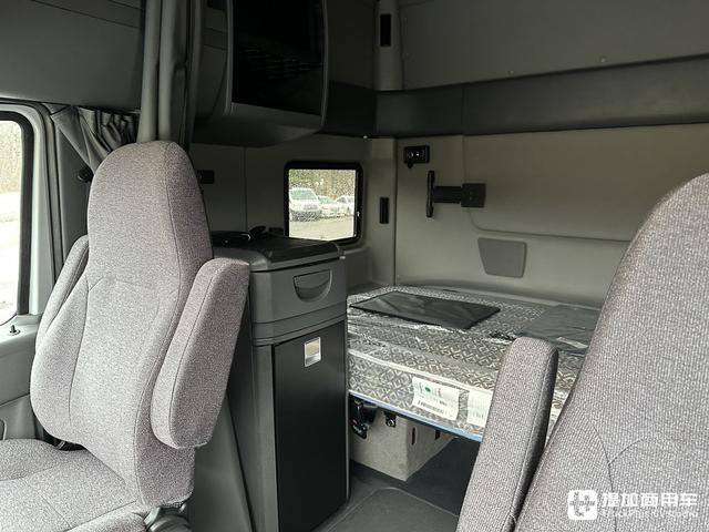 ����������콢��ͷ�������䳬������գ�ʵ�����LT 6x4ǣ����