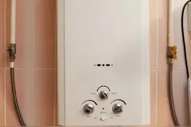 燃气热水器出水“温度”太低，常见几点原因，在家就能操作图片