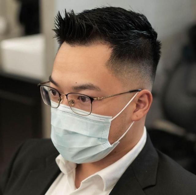 脸大又胖适合什么短发男,大脸到底留长发还是短发好看 - 冷求网