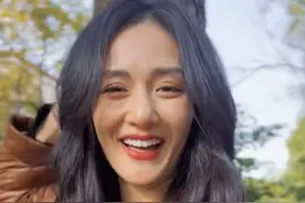 41岁谢娜近照曝光，形象大变认不出，脸型瘦太多被指像男性图片