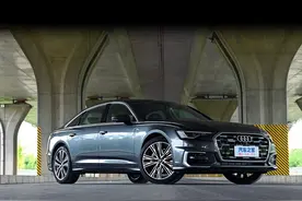 奥迪A6L：5米多长带四驱，标配换挡拨片+矩阵大灯，不愧为标杆图片