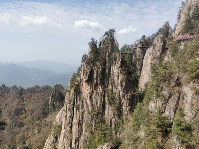 老君山，70岁老人登顶累不累？（逍遥游7）