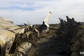 前空军飞行员强行降落33人死亡：1963年7月13日苏联12号班机坠毁图片