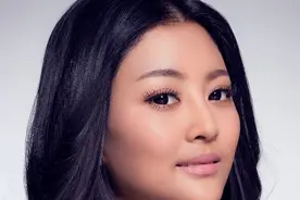 阿鲁阿卓，来自“国家队”的正能量歌手图片