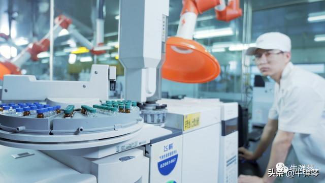 这是一个绝妙的讽刺，也是我们的警钟