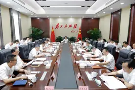 区委常委会会议：坚定不移实施“1336”战略部署 为南充建设现代化区域中心城市贡献力量图片