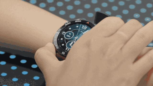 ʵ�⣬����Ǳˮ����õ�����װ������Щ