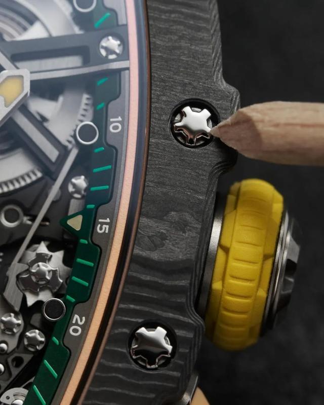 �ֱ�������Ͳ����ˣ����������е�����ˣ���ûע�⵽��3������